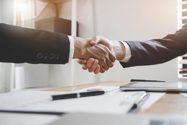 Contacta con Luis Ogando Economista